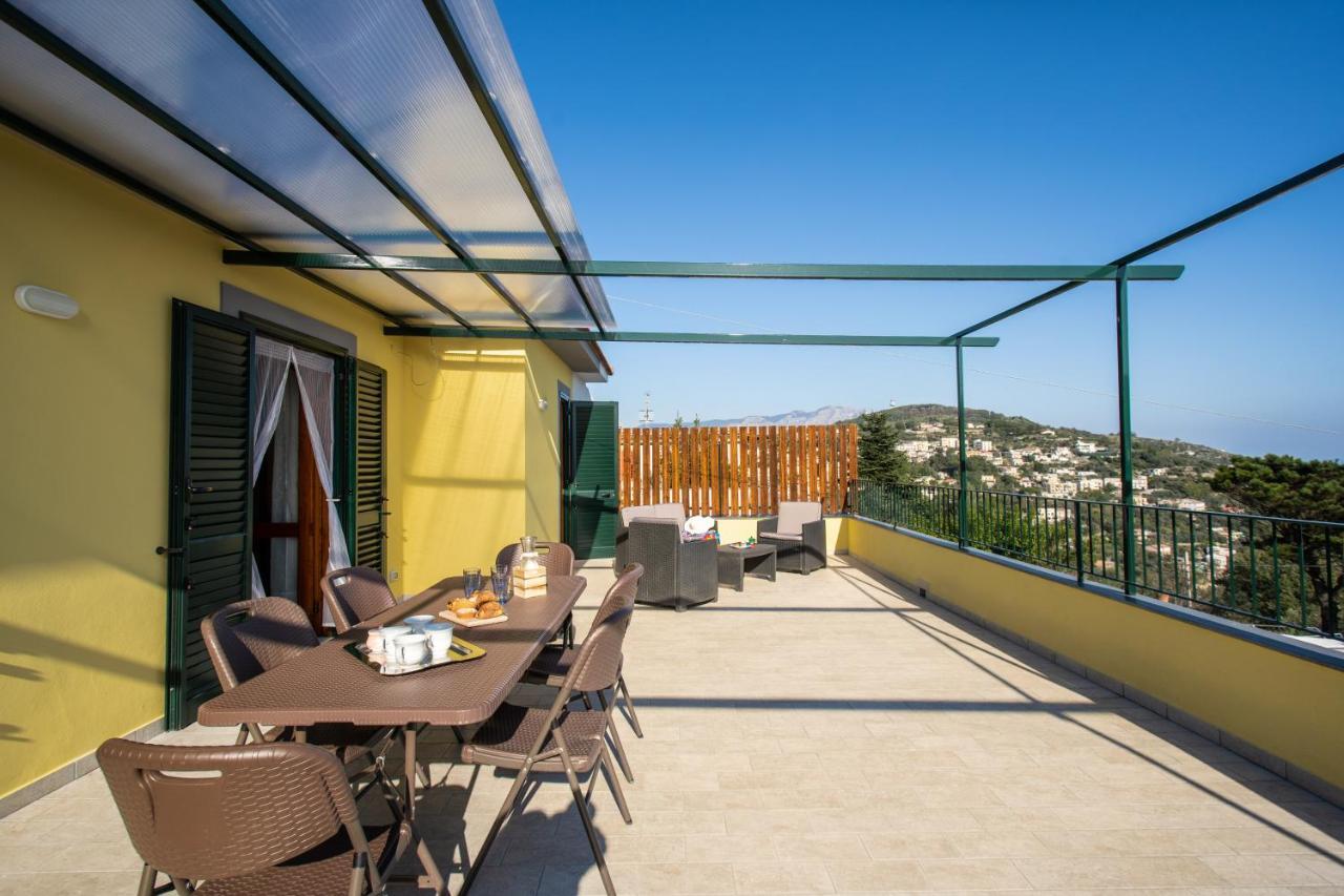 Ferienwohnung Magdalene'S House - Sea View Terrace Massa Lubrense Exterior foto